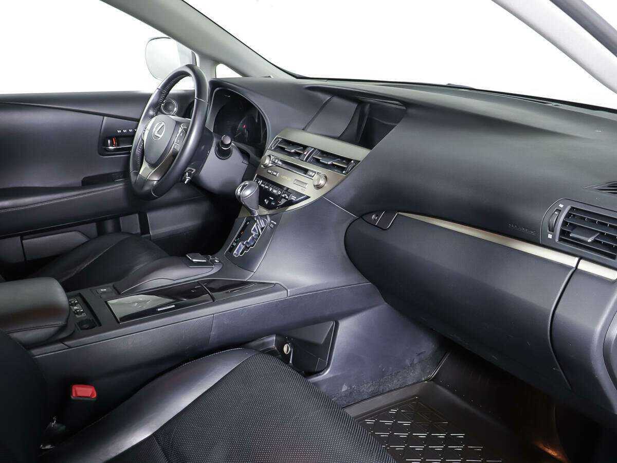 Б/У Лексус Р-Икс 2013 года. Фото: #8