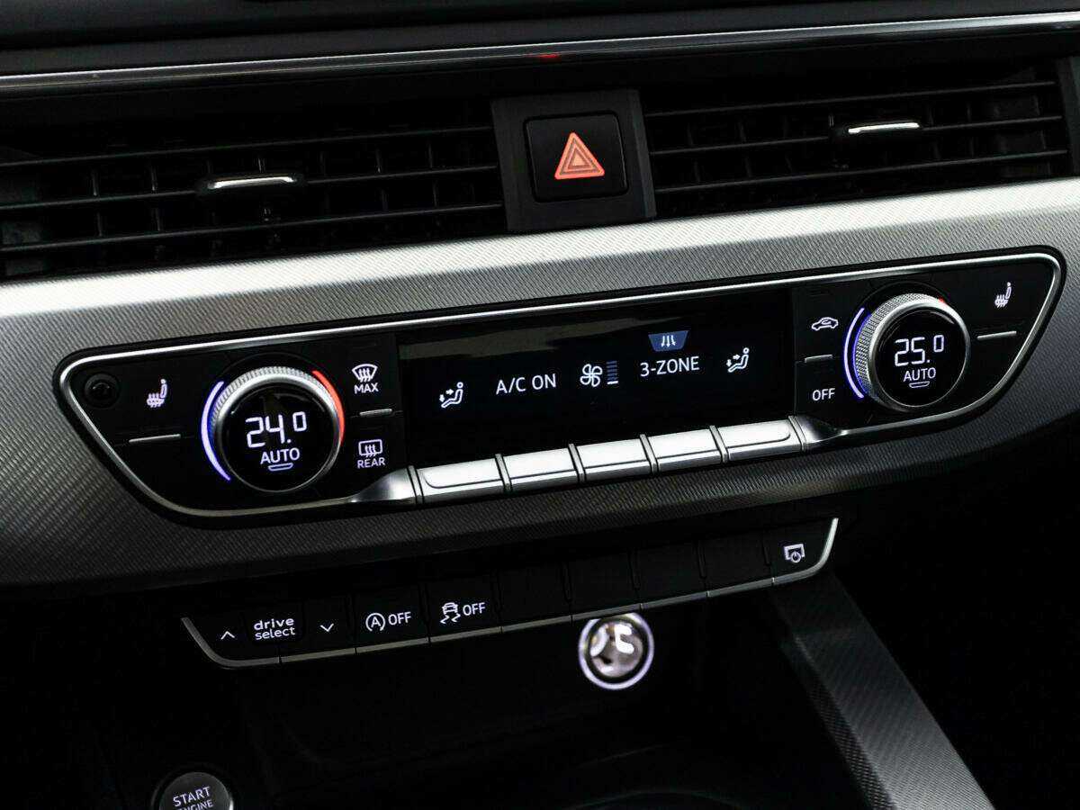 Б/У Ауди А4 2015 года. Фото: #13