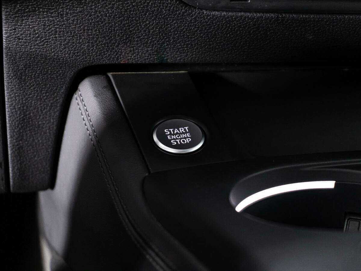 Б/У Ауди А4 2015 года. Фото: #14