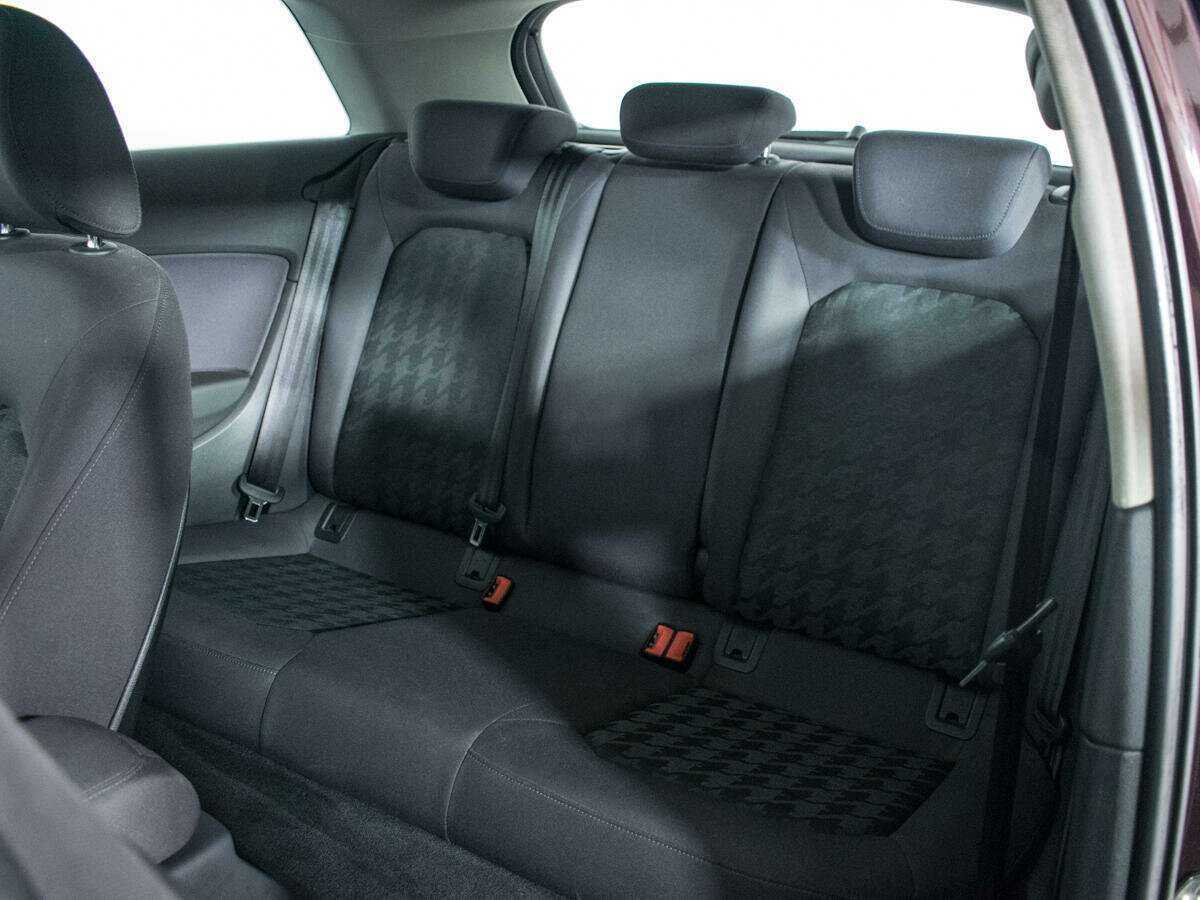 Б/У Ауди А3 2012 года. Фото: #9