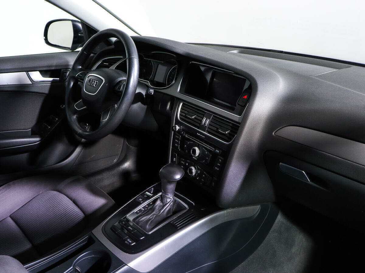 Б/У Ауди А4 2013 года. Фото: #6