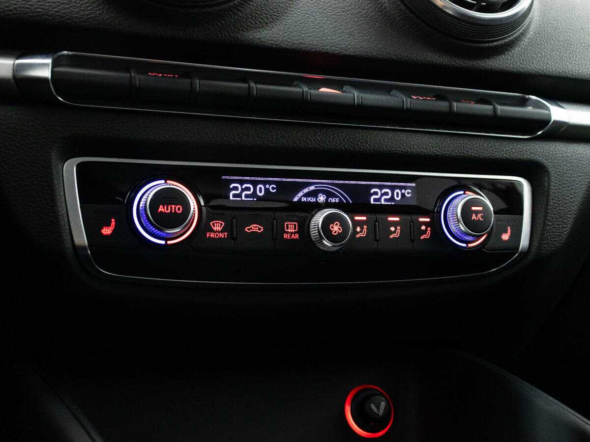 Б/У Ауди А3 2013 года. Фото: #14