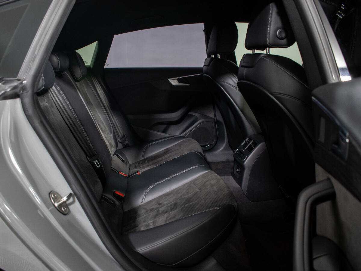 Б/У Ауди А5 2018 года. Фото: #6