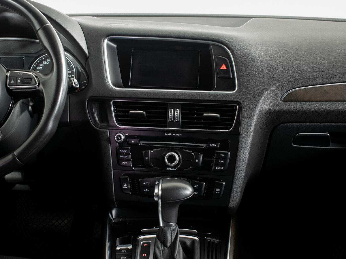 Б/У Ауди К5 2015 года. Фото: #8