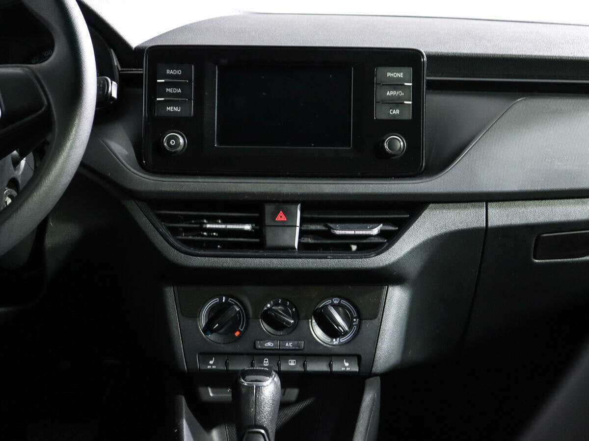 Б/У Шкода Рапид 2021 года. Фото: #12