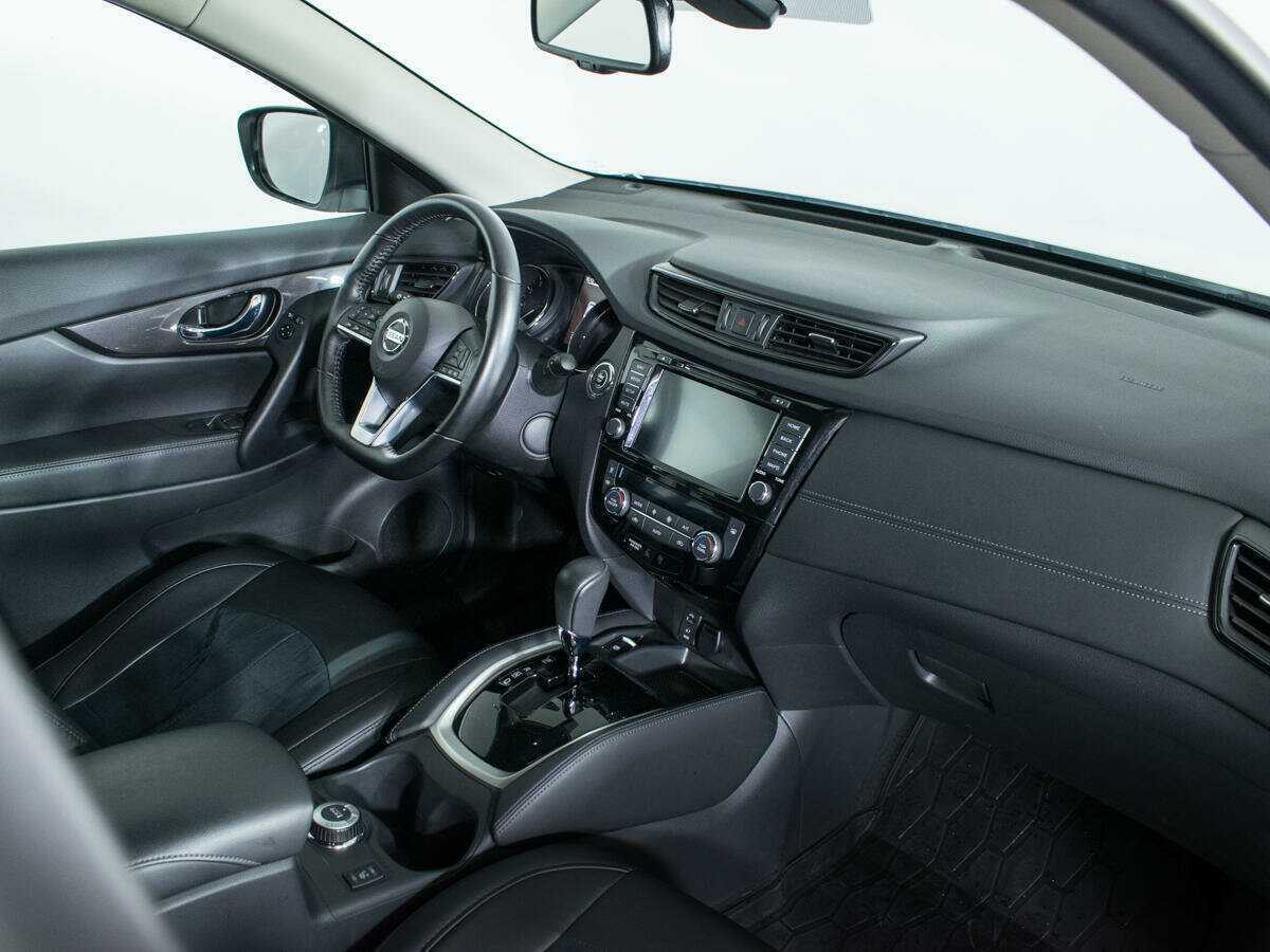 Б/У Ниссан Икс-Трейл 2019 года. Фото: #6