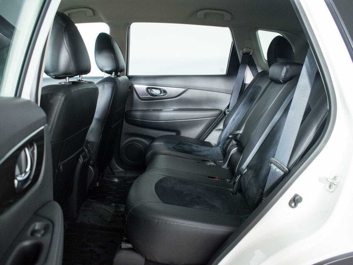 Б/У Ниссан Икс-Трейл 2019 года. Фото: #7