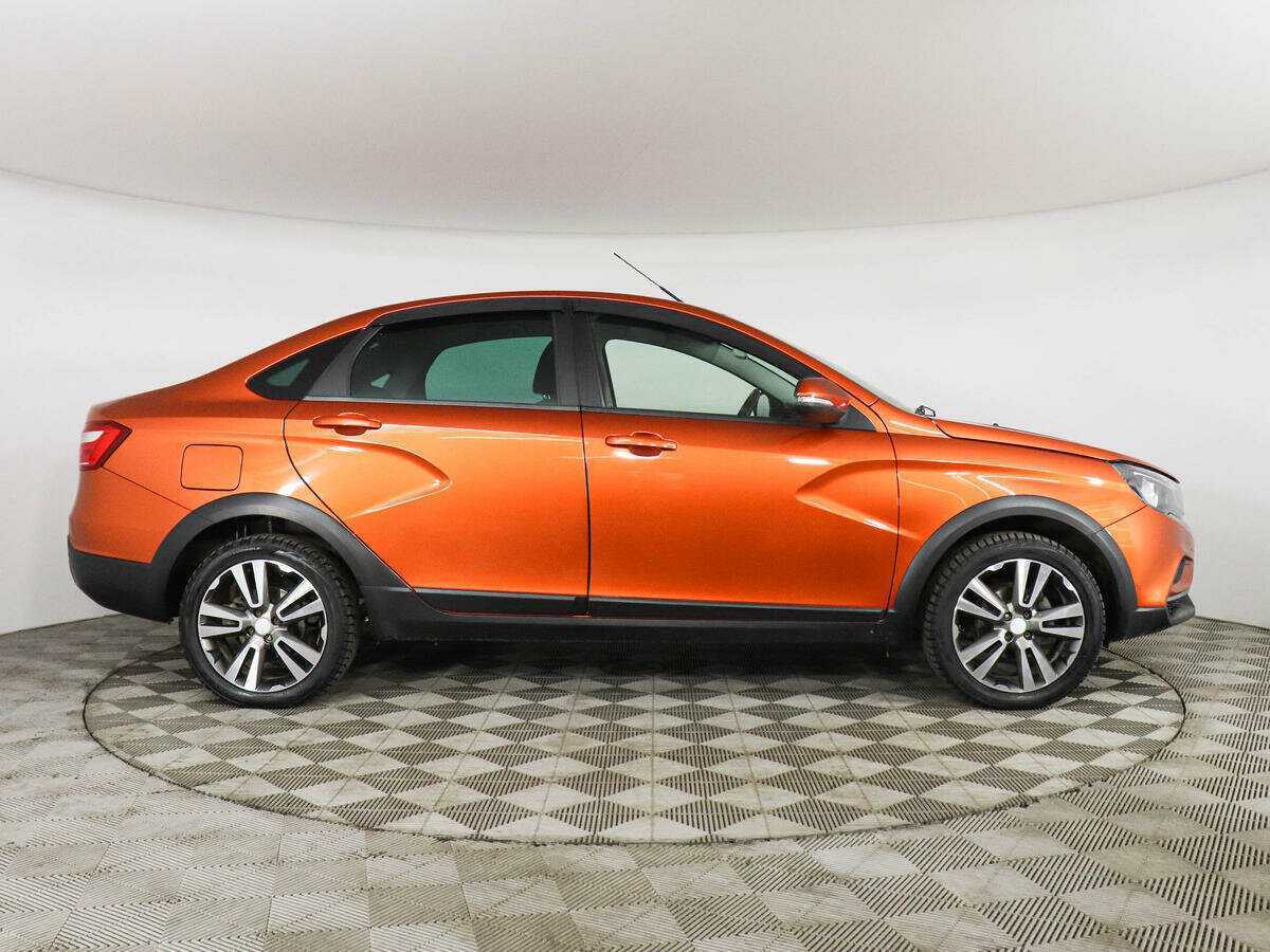 Б/У Лада (ВАЗ) Веста 2018 года. Фото: #3