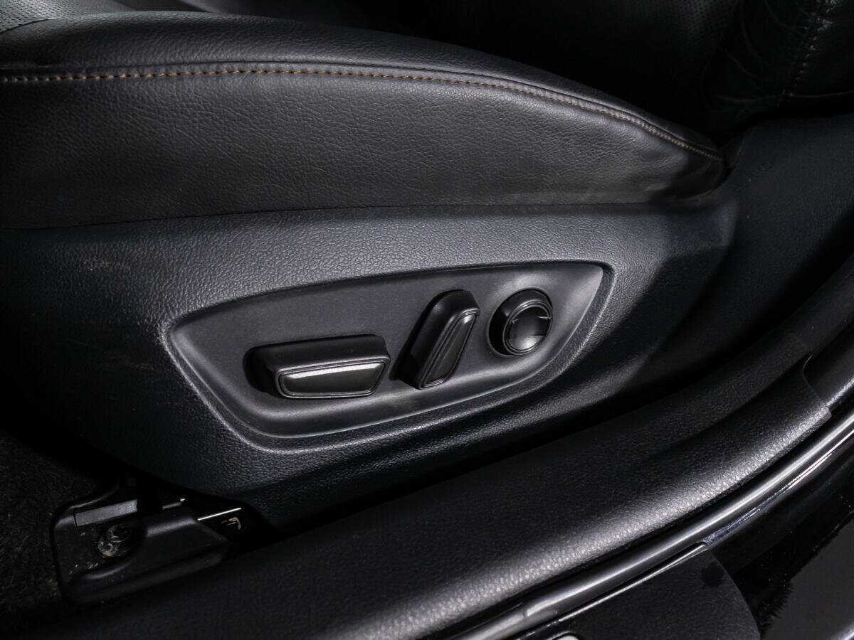 Б/У Тойота Камри 2018 года. Фото: #14