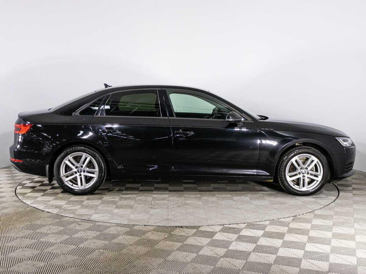 Б/У Ауди А4 2017 года. Фото: #3