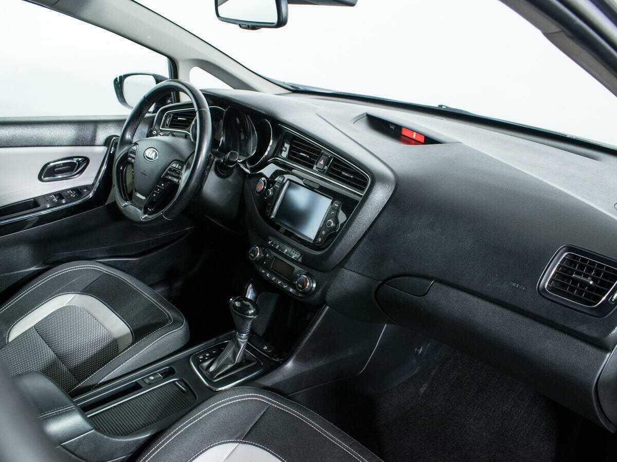 Б/У Киа Сид 2018 года. Фото: #8