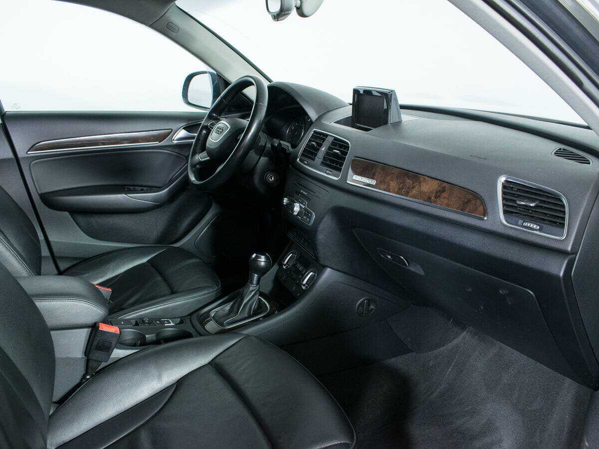 Б/У Ауди К3 2012 года. Фото: #8