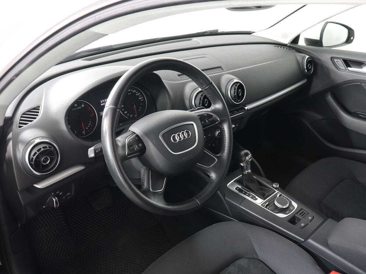 Б/У Ауди А3 2013 года. Фото: #6