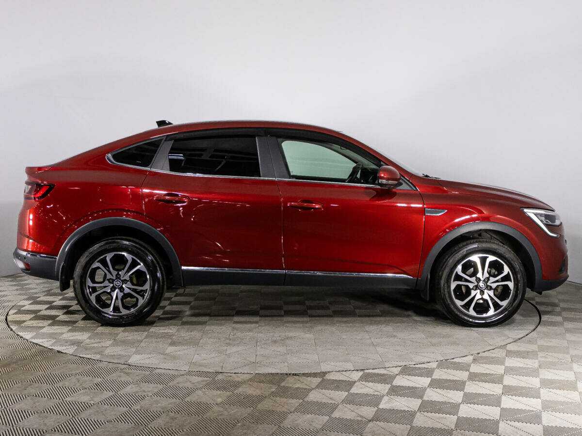 Б/У Рено Аркана 2021 года. Фото: #3