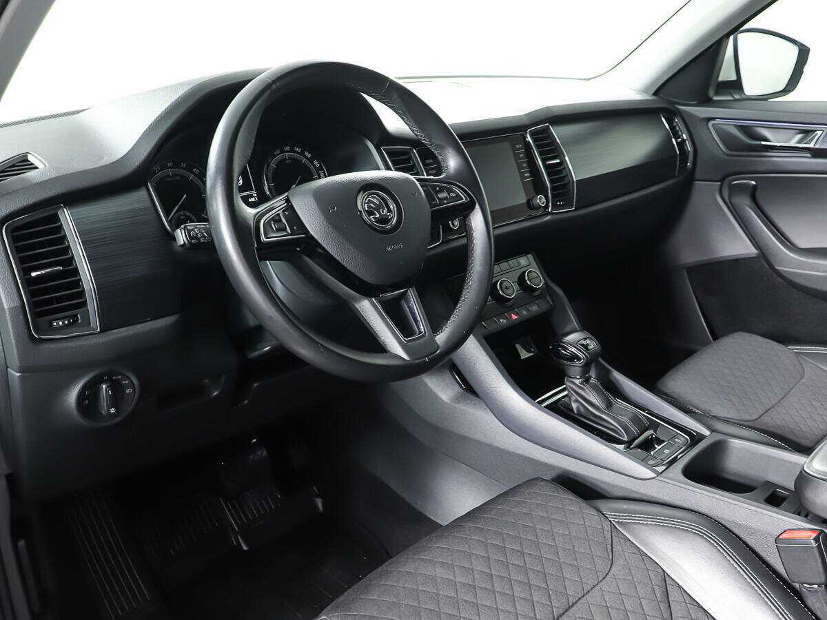 Б/У Шкода Кодиак 2019 года. Фото: #11