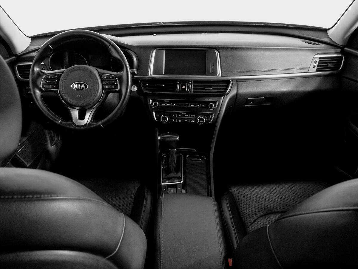 Б/У Киа Оптима 2017 года. Фото: #9