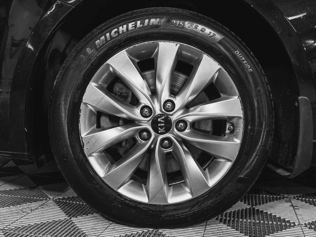 Б/У Киа Оптима 2017 года. Фото: #12