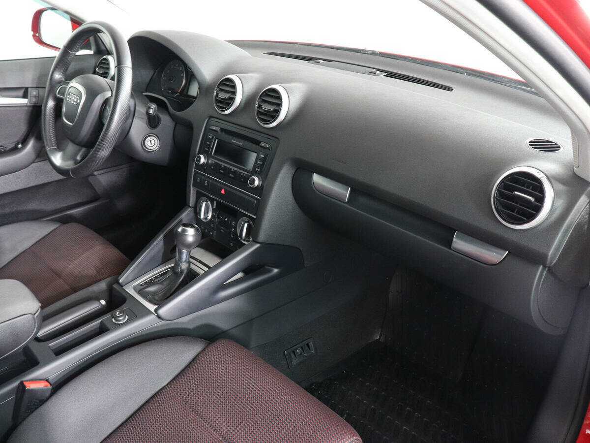 Б/У Ауди А3 2012 года. Фото: #9