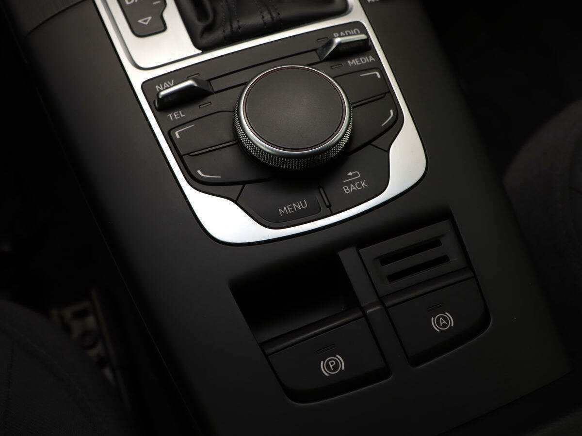 Б/У Ауди А3 2015 года. Фото: #14