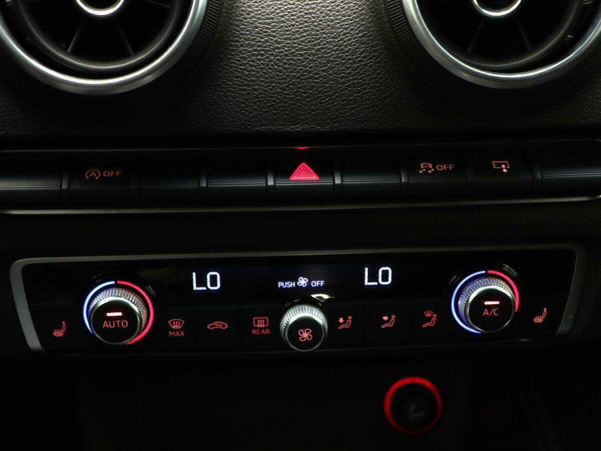 Б/У Ауди А3 2015 года. Фото: #17