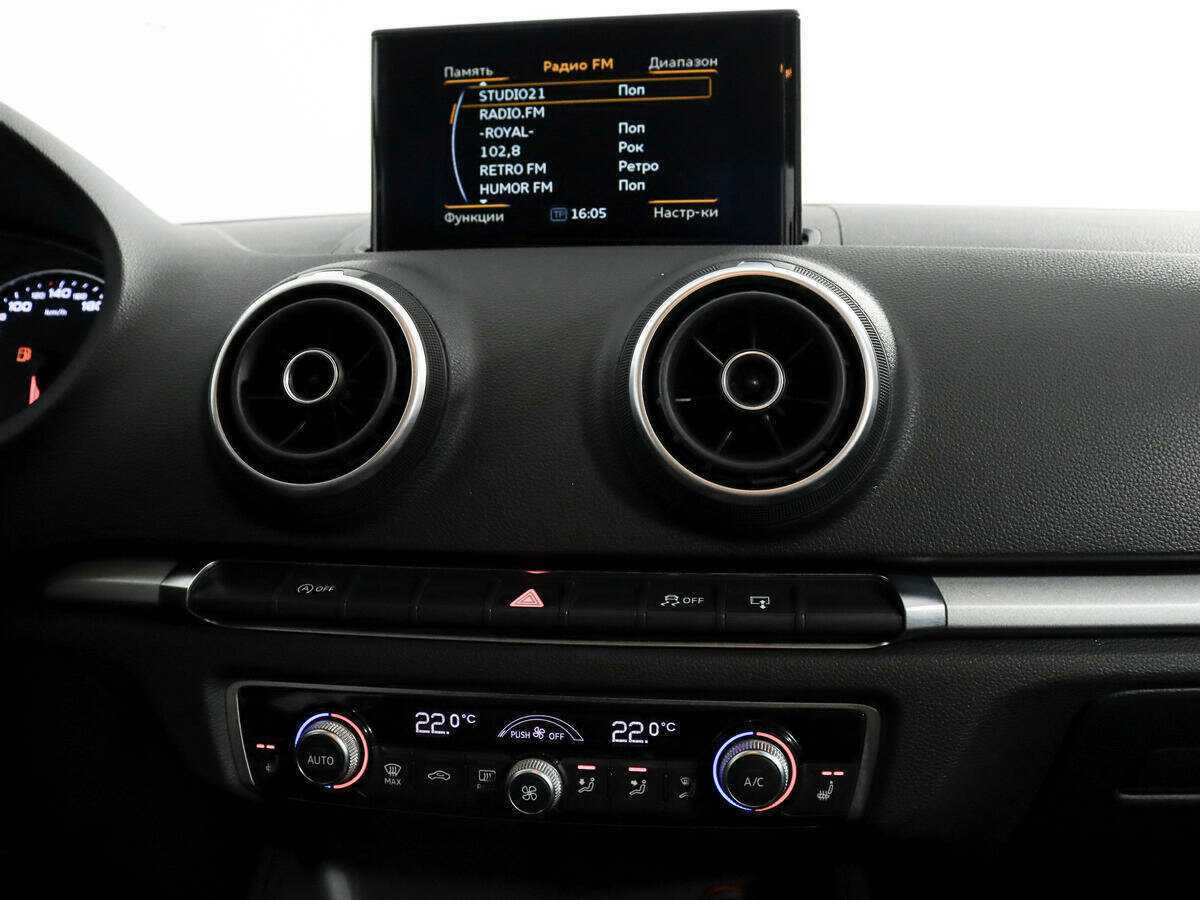 Б/У Ауди А3 2015 года. Фото: #12