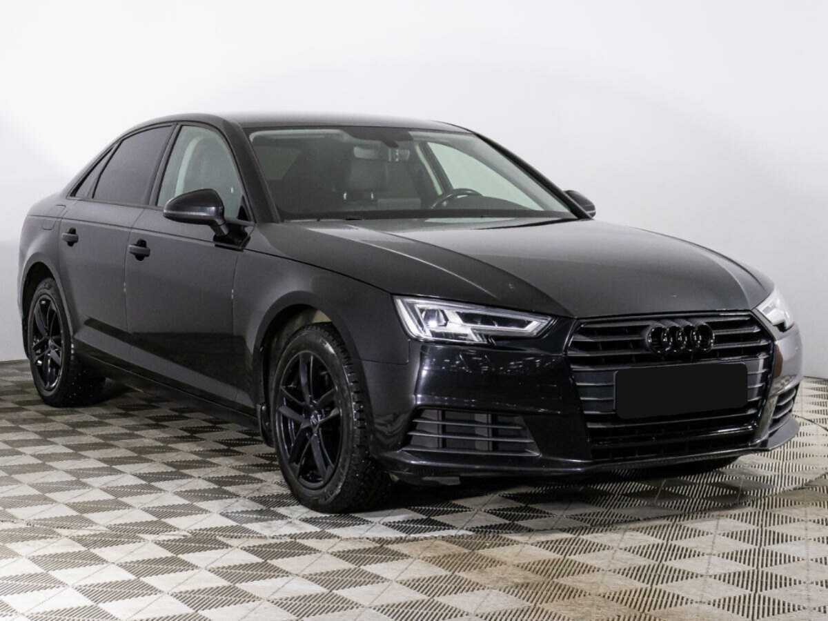 Б/У Ауди А4 2017 года. Фото: #2