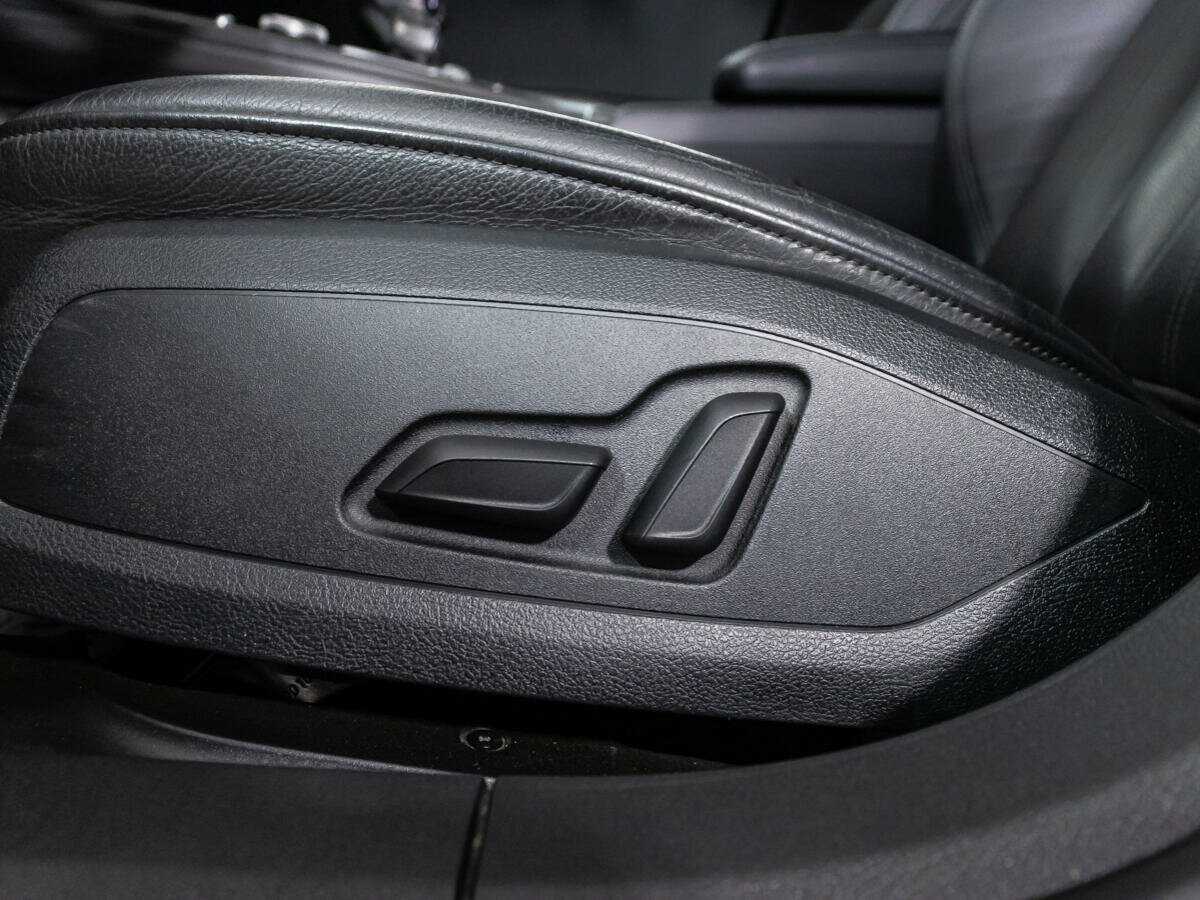 Б/У Ауди А4 2017 года. Фото: #15