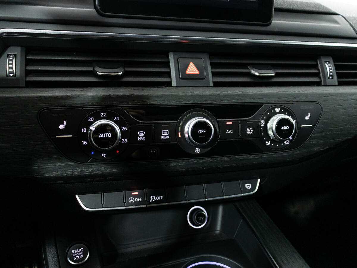 Б/У Ауди А4 2017 года. Фото: #16