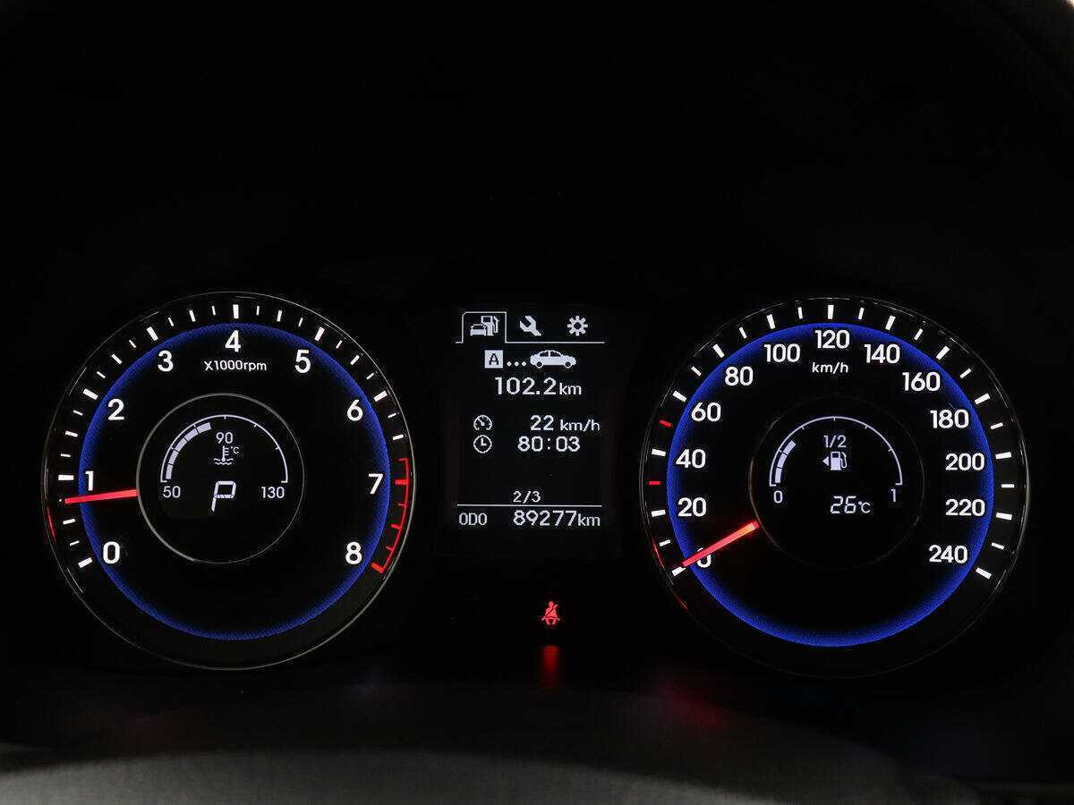 Б/У Хендай ай40 2015 года. Фото: #10