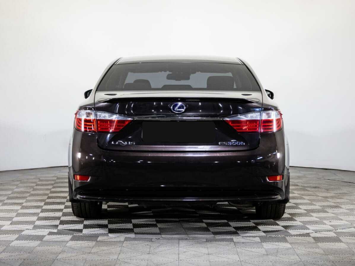 Б/У Лексус ЕС 2014 года. Фото: #4