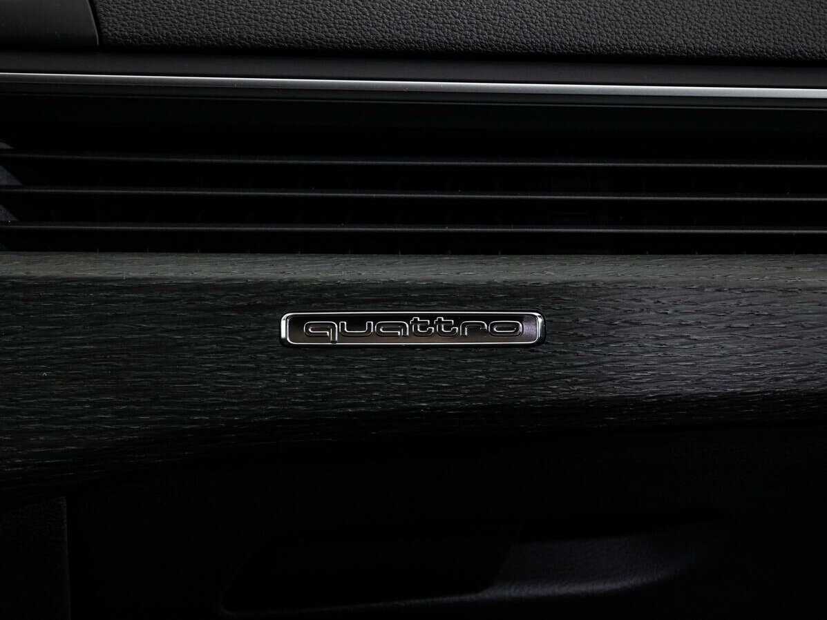 Б/У Ауди А4 2019 года. Фото: #19