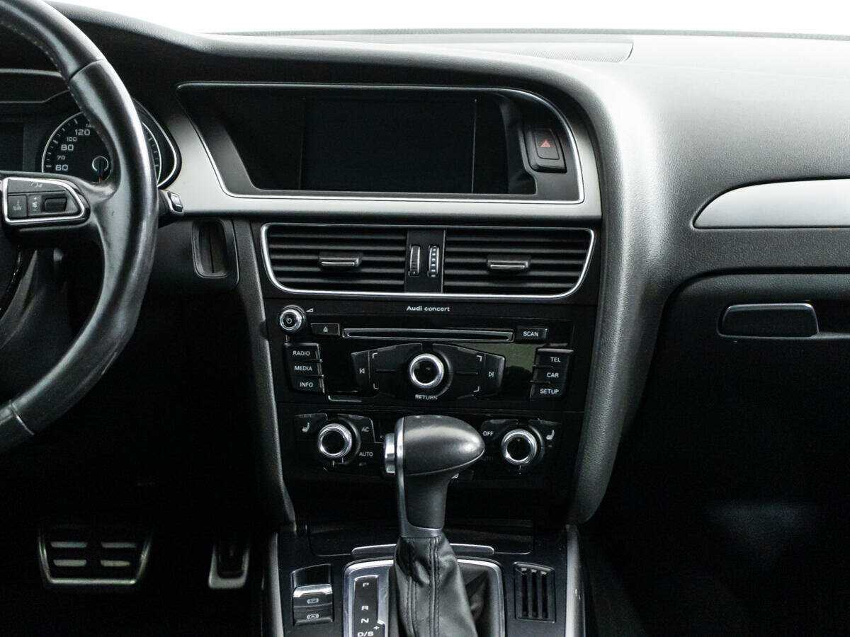 Б/У Ауди А4 2013 года. Фото: #13