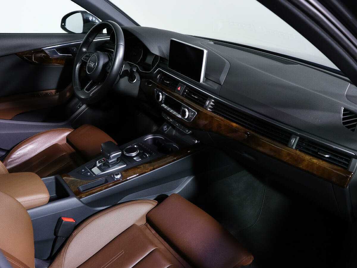 Б/У Ауди А4 2016 года. Фото: #8