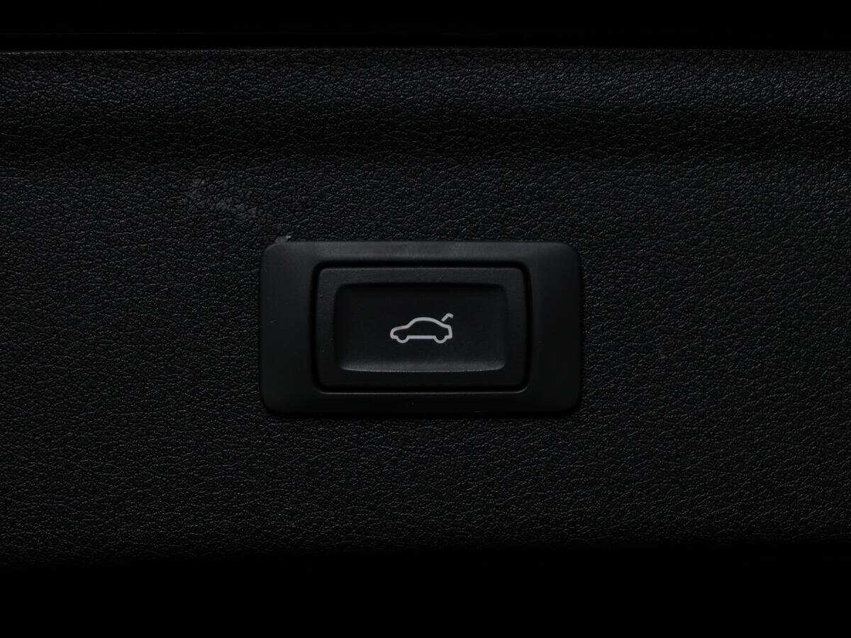 Б/У Ауди К3 2018 года. Фото: #12