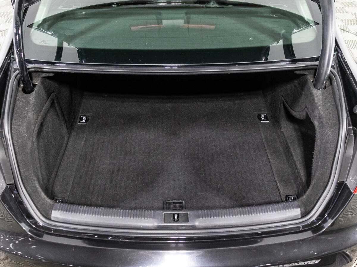 Б/У Ауди А4 2012 года. Фото: #14