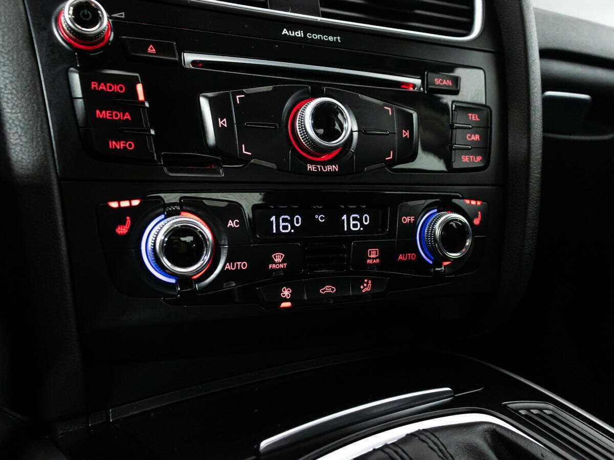 Б/У Ауди А4 2012 года. Фото: #16