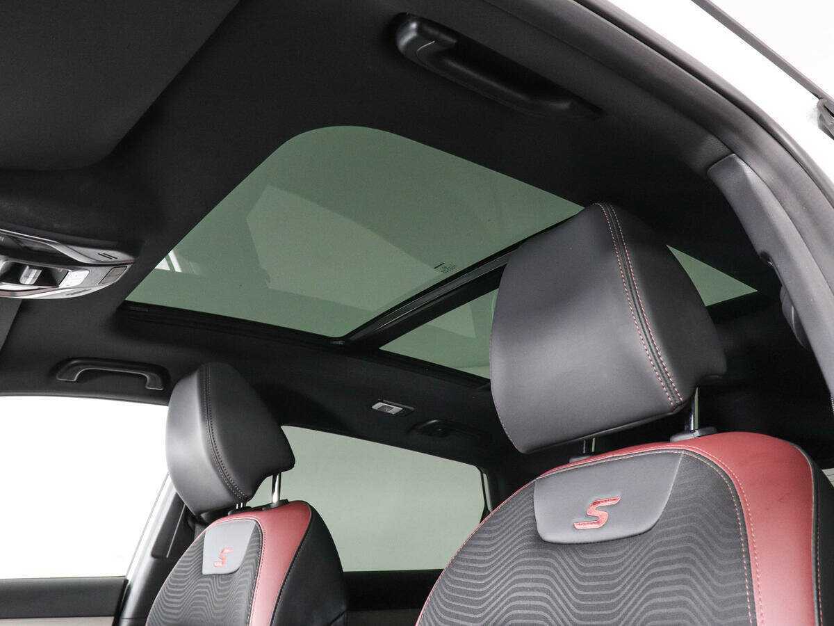 Б/У Джили Кулрэй 2023 года. Фото: #14