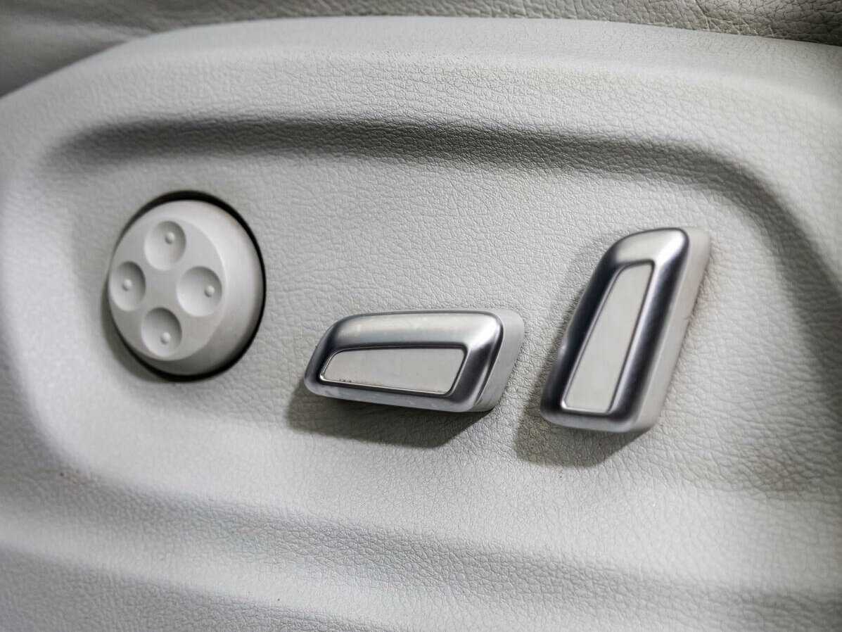 Б/У Ауди К5 2015 года. Фото: #15