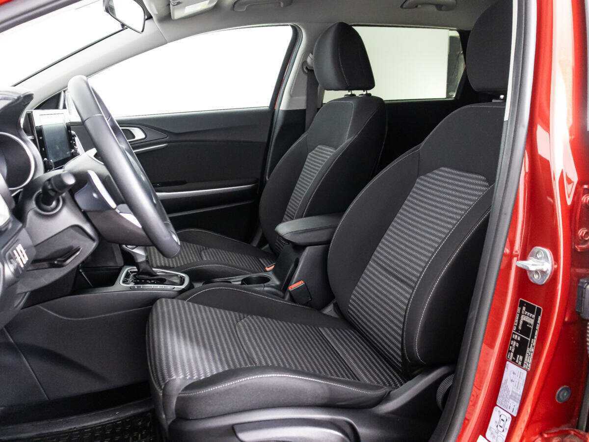 Б/У Киа Сид 2022 года. Фото: #21