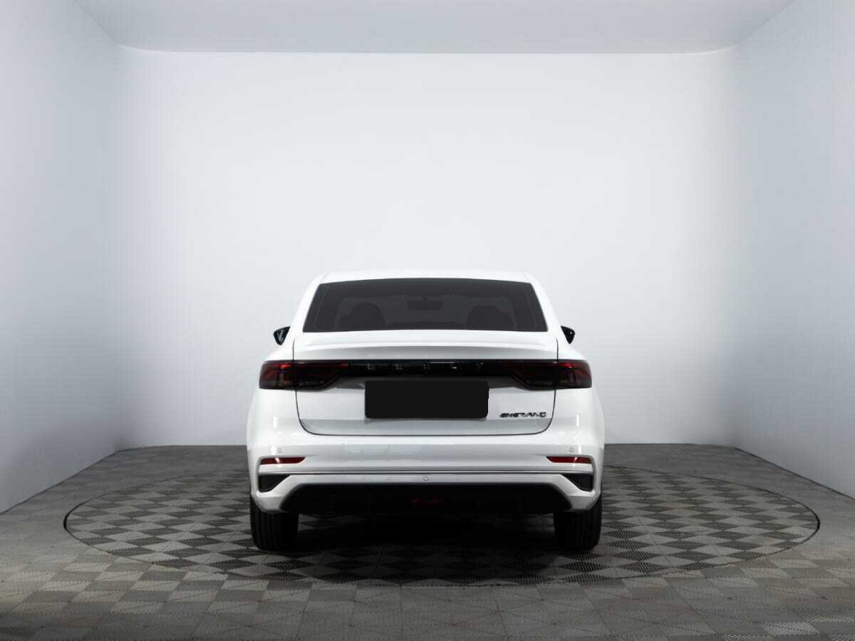 Б/У Джили Эмгранд 2023 года. Фото: #5