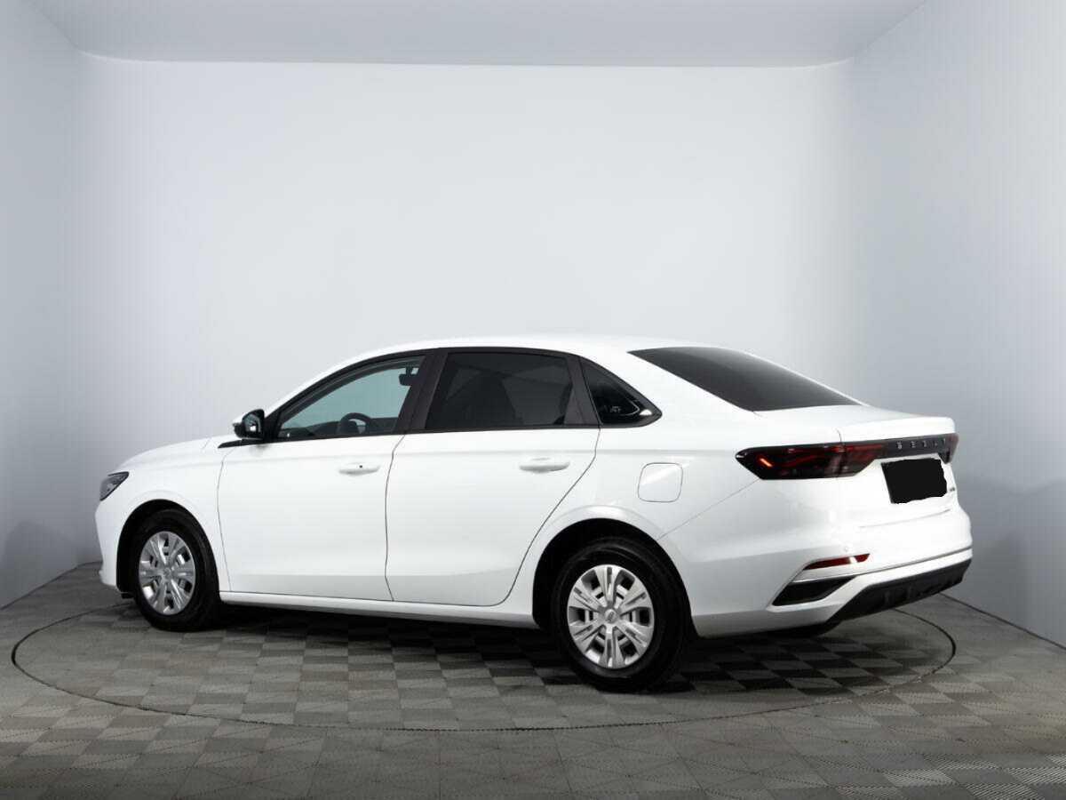 Б/У Джили Эмгранд 2023 года. Фото: #6