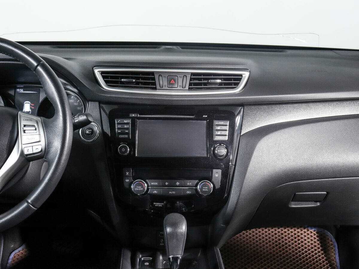 Б/У Ниссан Икс-Трейл 2017 года. Фото: #12