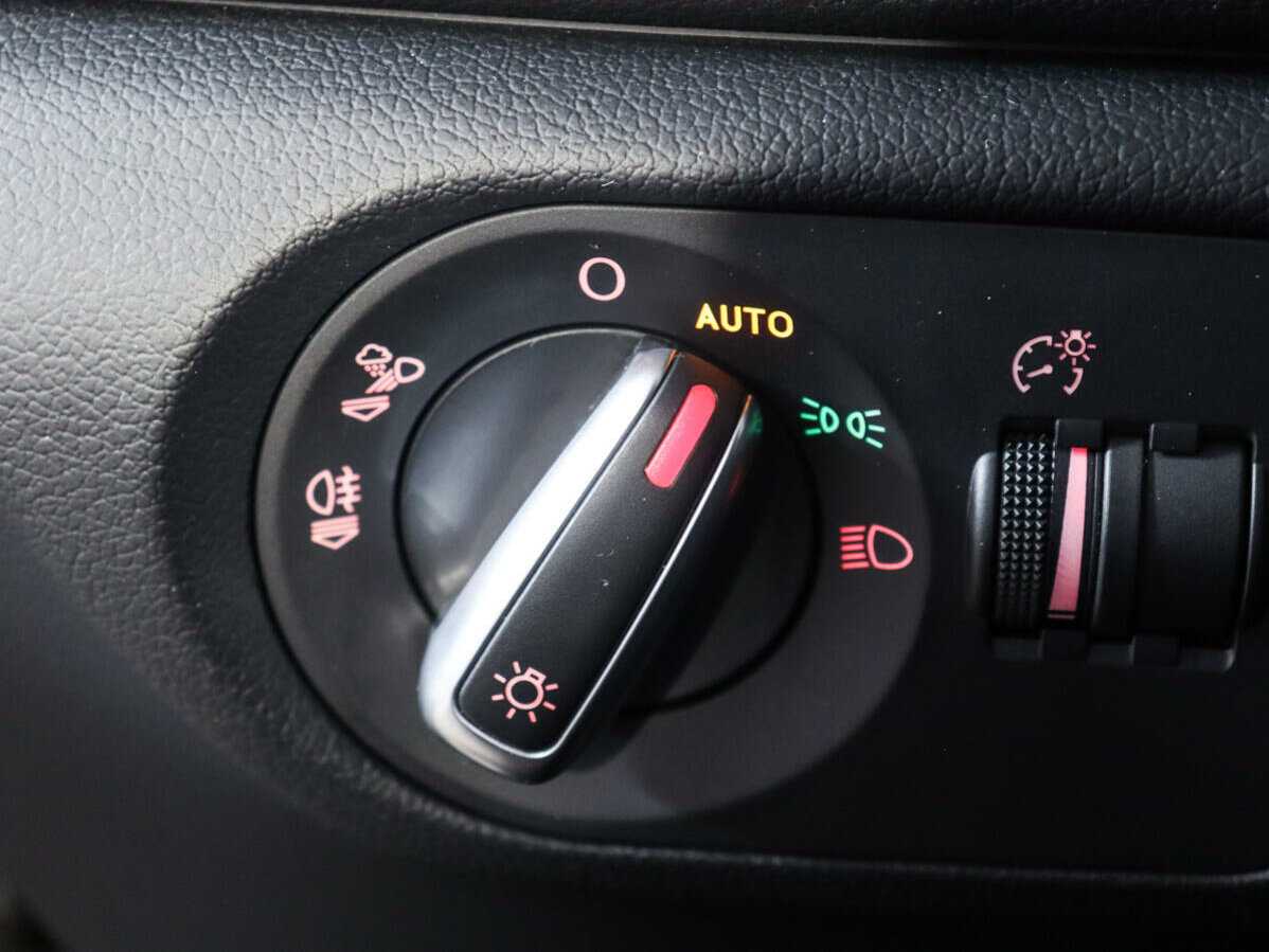 Б/У Ауди К3 2015 года. Фото: #13