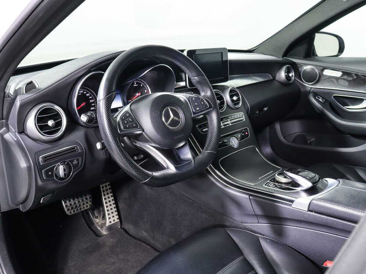 Б/У Мерседес-Бенц Ц-Класс 2014 года. Фото: #6