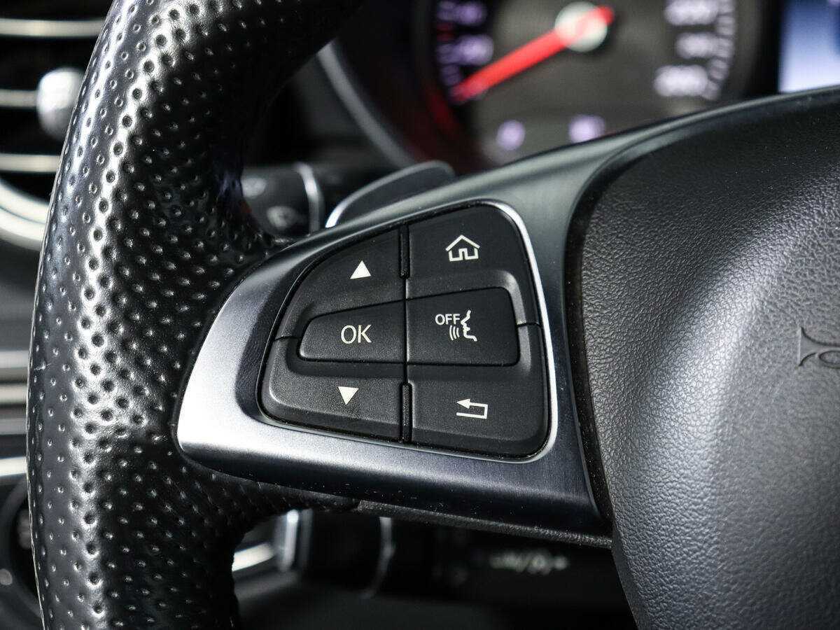 Б/У Мерседес-Бенц Ц-Класс 2014 года. Фото: #11