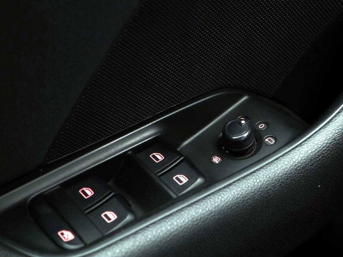 Б/У Ауди А3 2013 года. Фото: #10