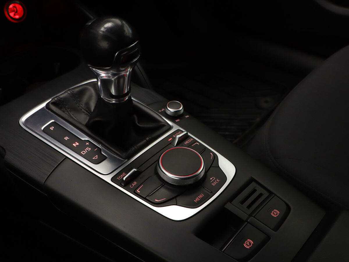 Б/У Ауди А3 2013 года. Фото: #11