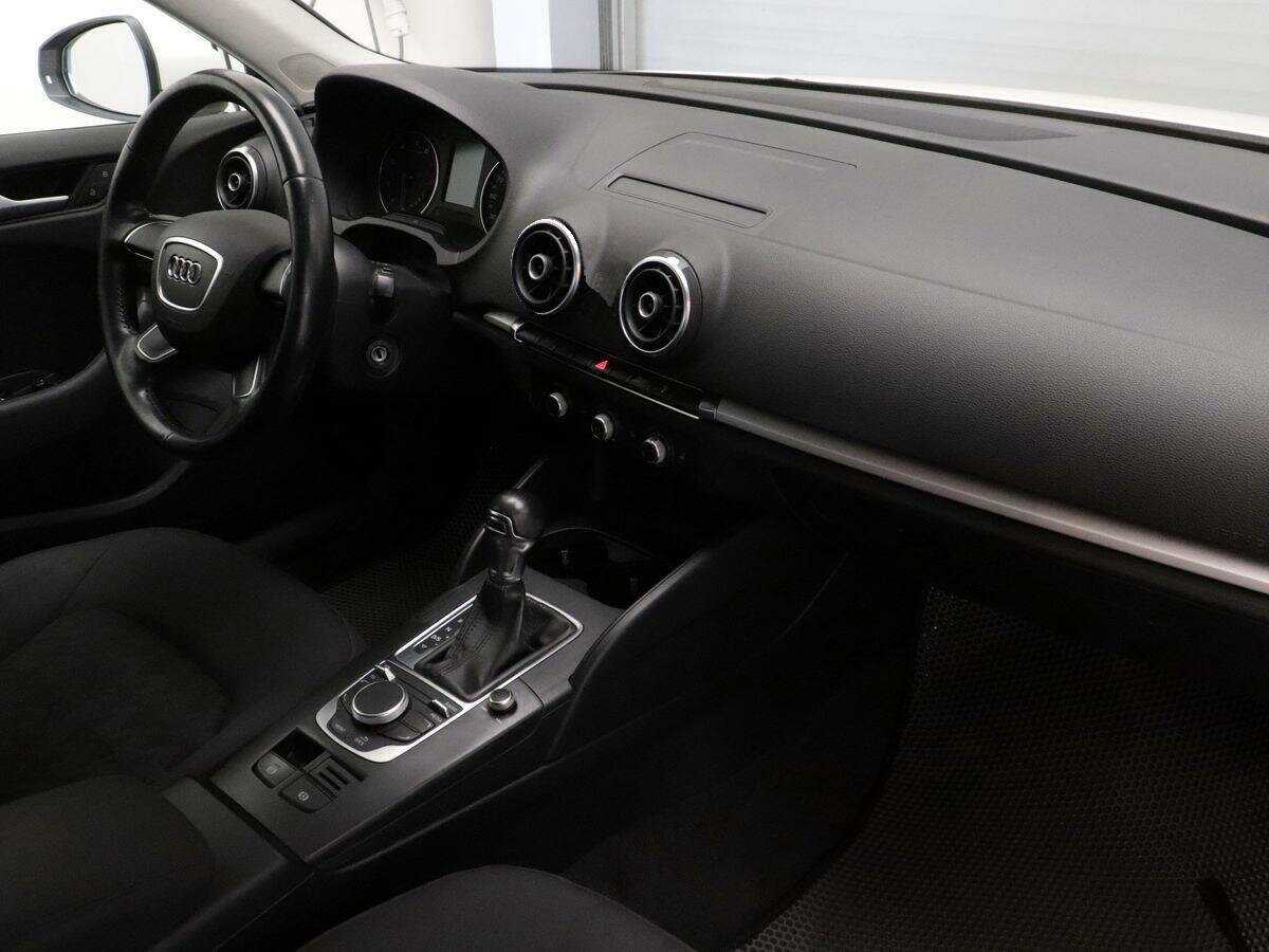 Б/У Ауди А3 2014 года. Фото: #6