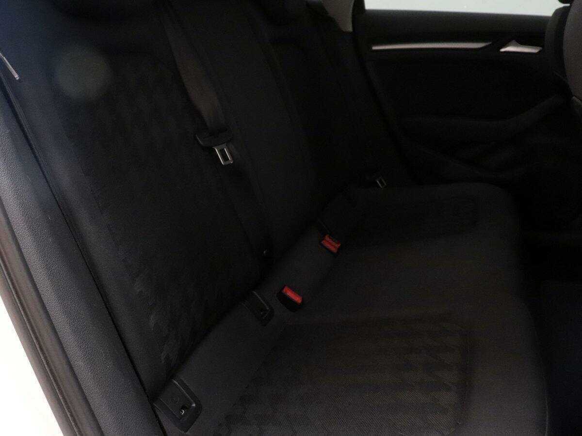 Б/У Ауди А3 2014 года. Фото: #7