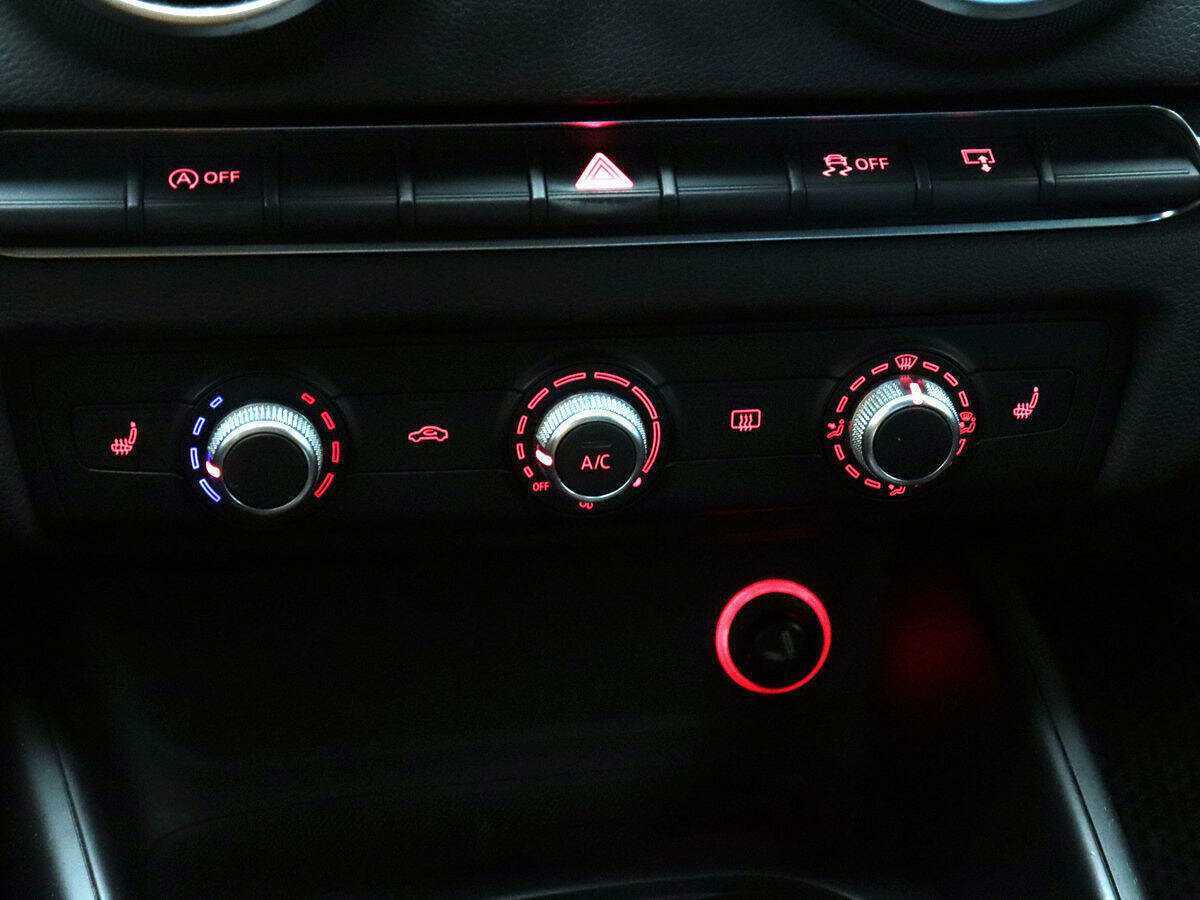 Б/У Ауди А3 2014 года. Фото: #11